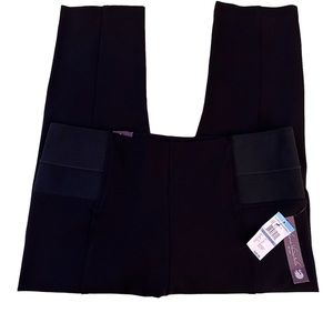 Gloria Vanderbilt Black Skinny “Abby” Pants Size 18
